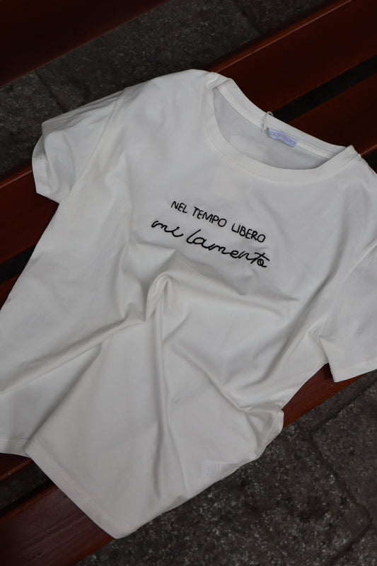 T-SHIRT SCRITTA