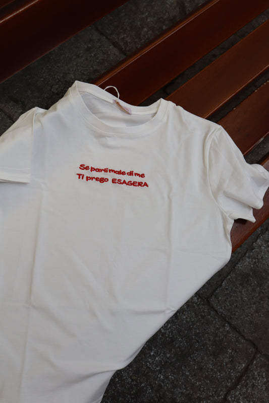 T-SHIRT SCRITTA