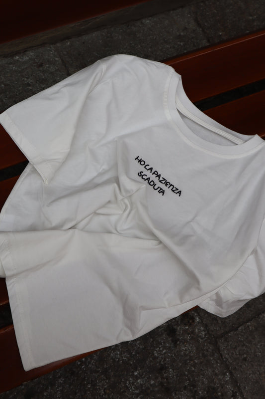 T-SHIRT SCRITTA