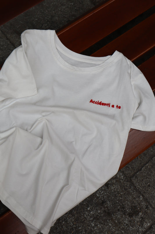 T-SHIRT SCRITTA