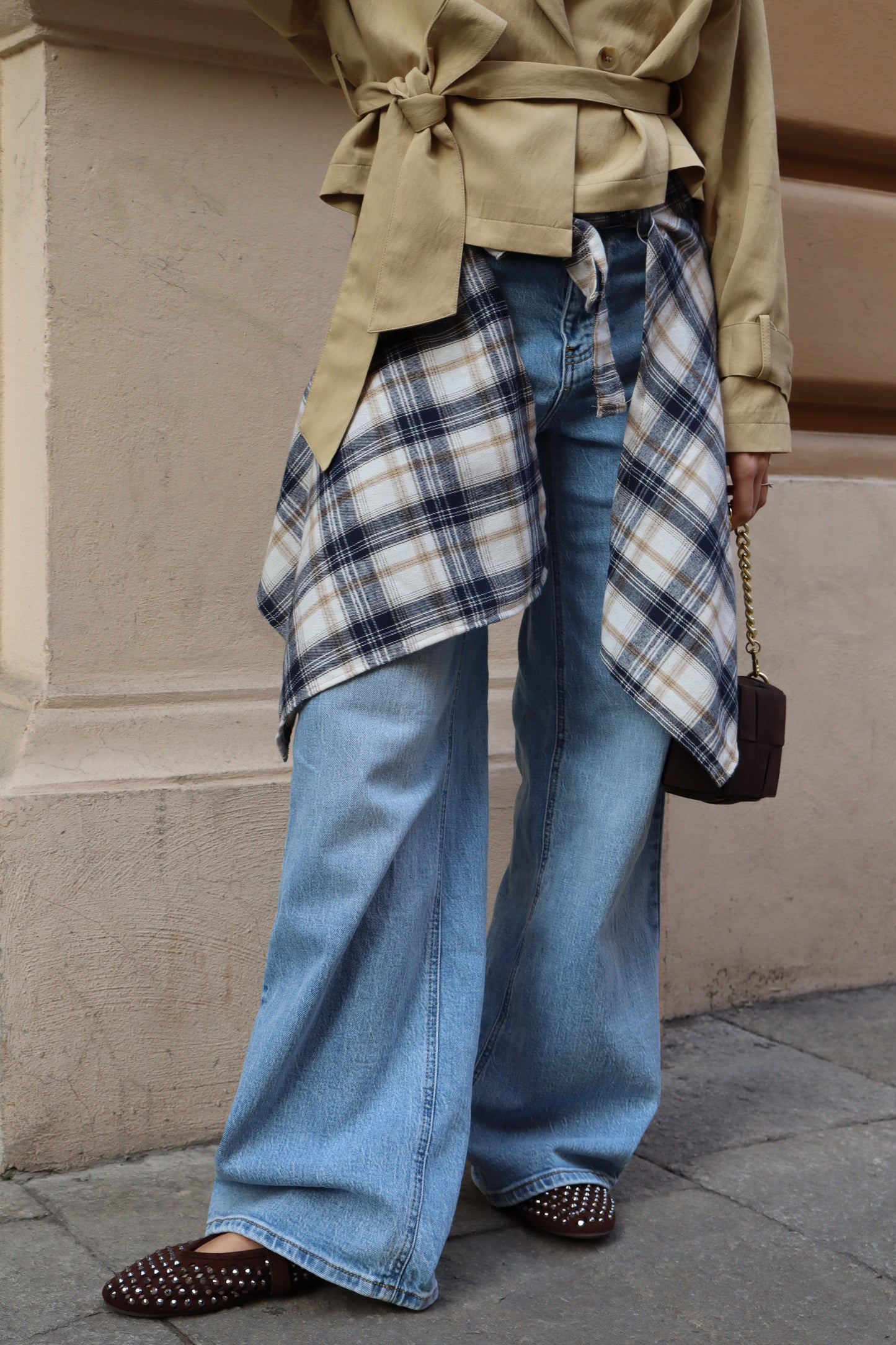 JEANS CON CAMICIA