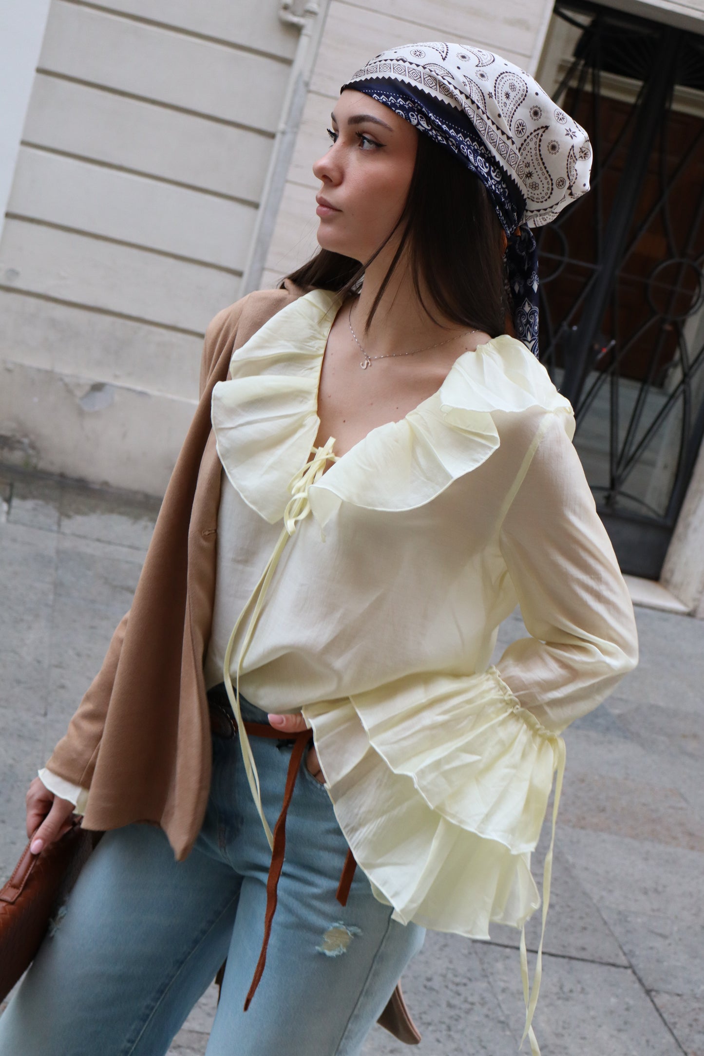 CAMICIA SCOLLO A V MUSSOLA LUCIDA