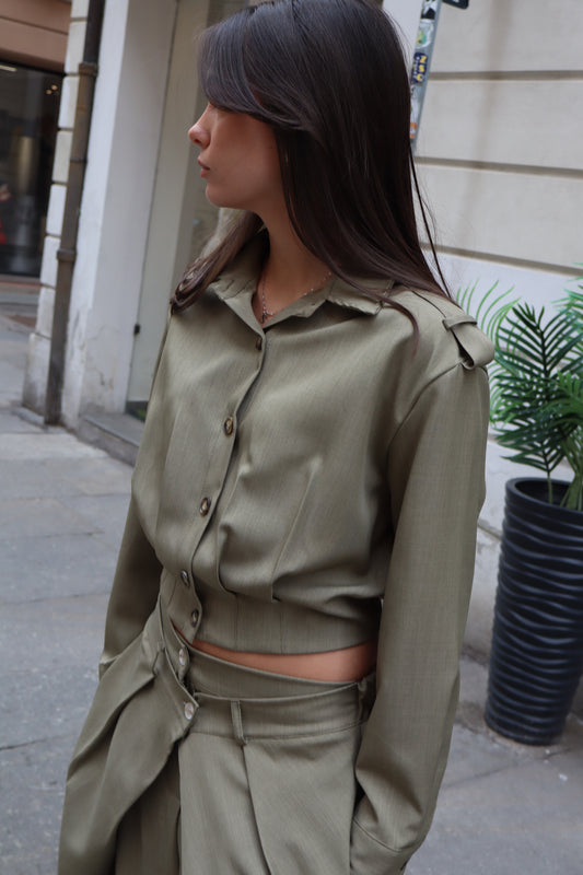 CAMICIA CON ELASTICO E BOTTONI VERDE SALVIA