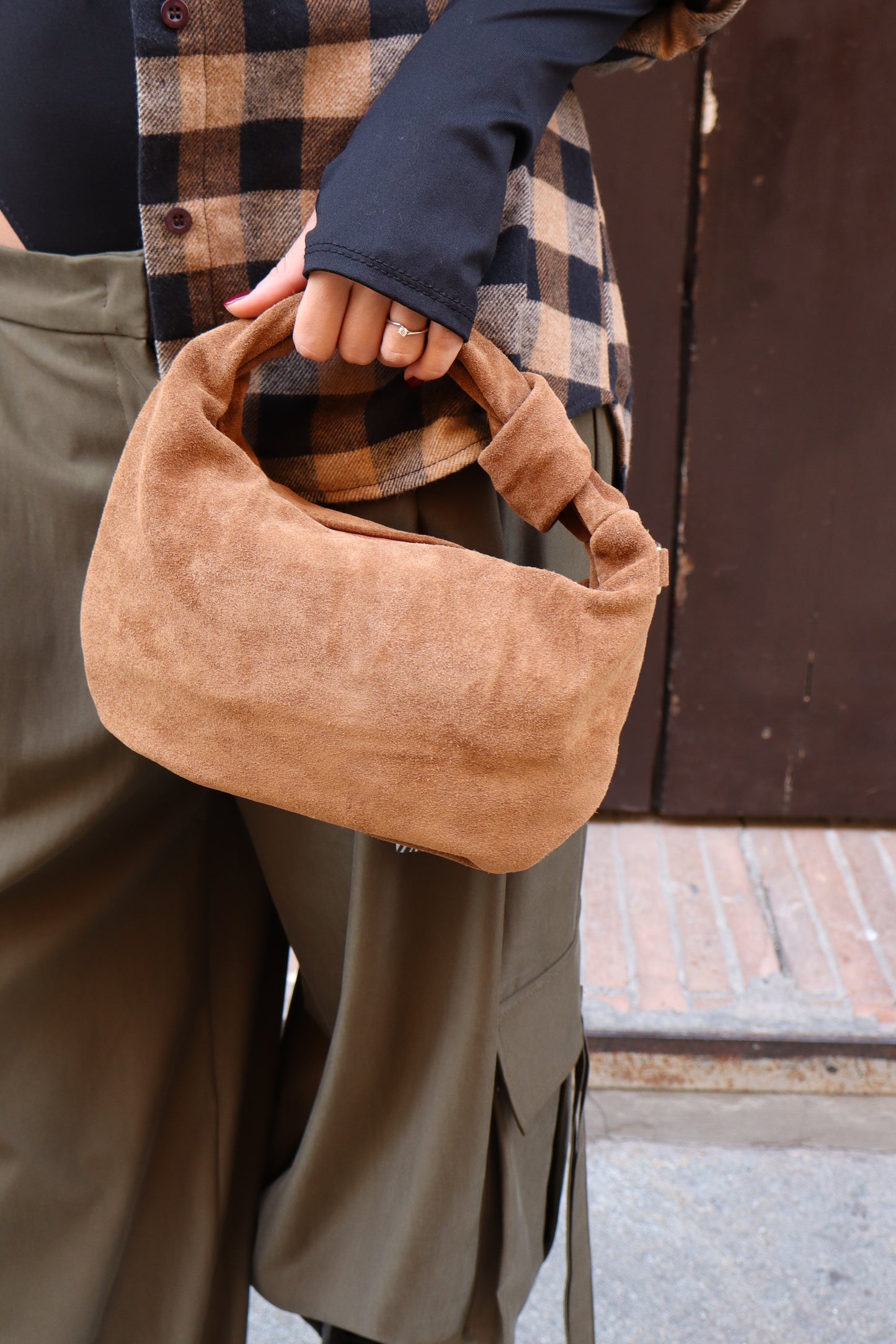 BORSA NODO SCAMOSCIATA