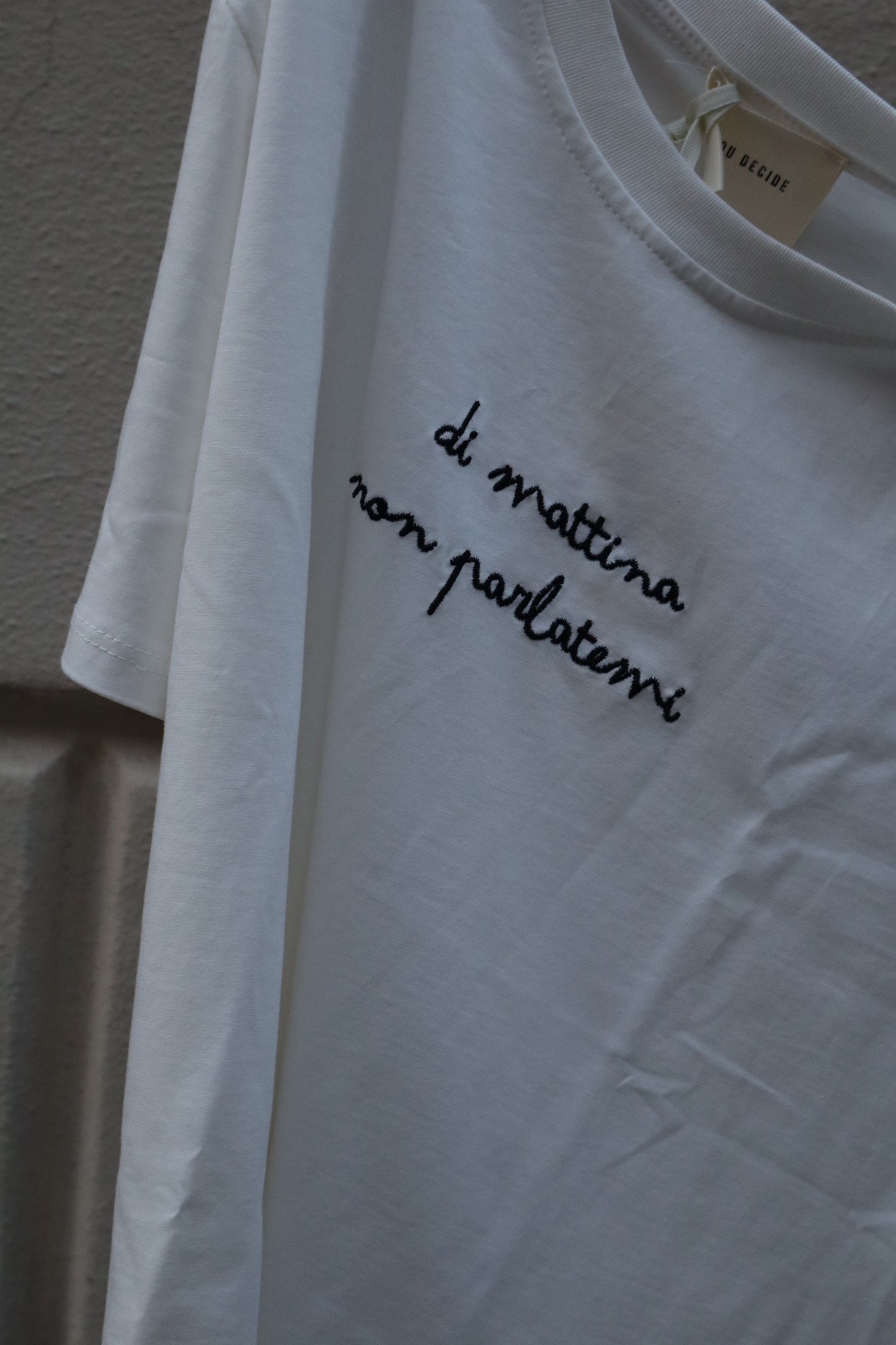 T-SHIRT “DI MATTINA NON PARLATEMI”