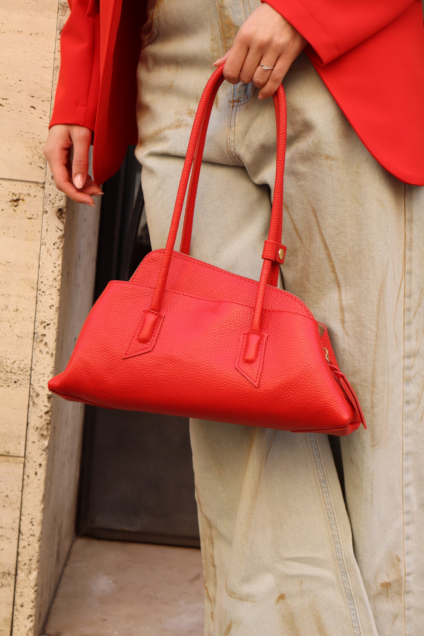 BORSA SHARON