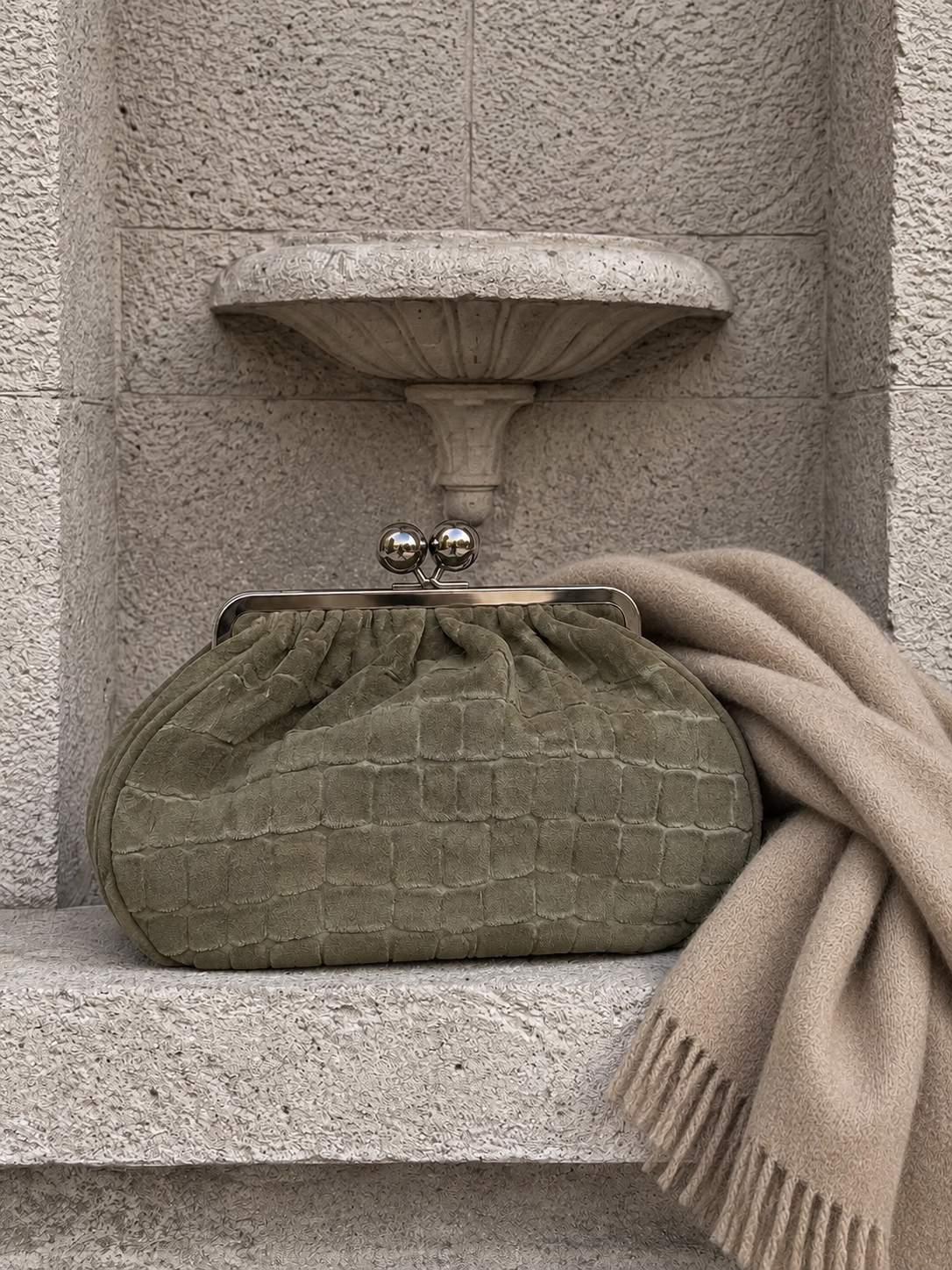 BORSA EVA